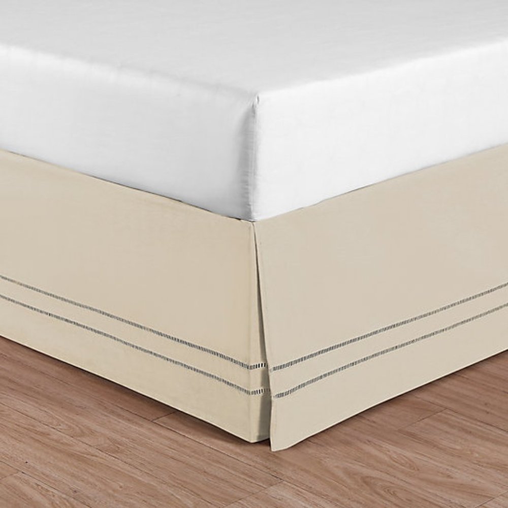 NIP B. SMITH KING BEDSKIRT LINEN HEMSTITCH DROP 15"